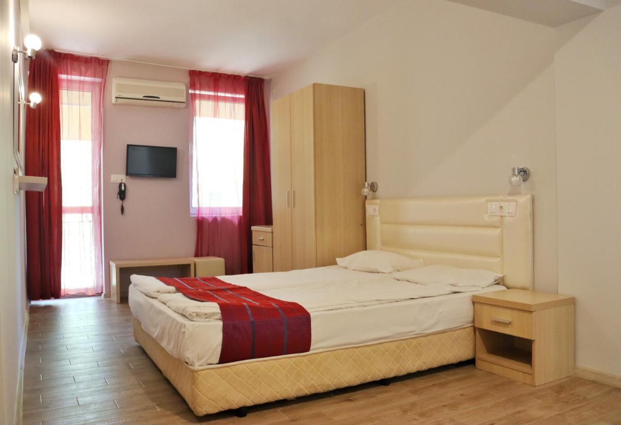 Rilena Hotel Китен Екстер'єр фото