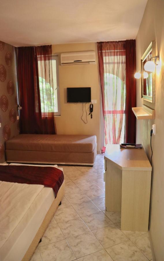 Rilena Hotel Китен Екстер'єр фото